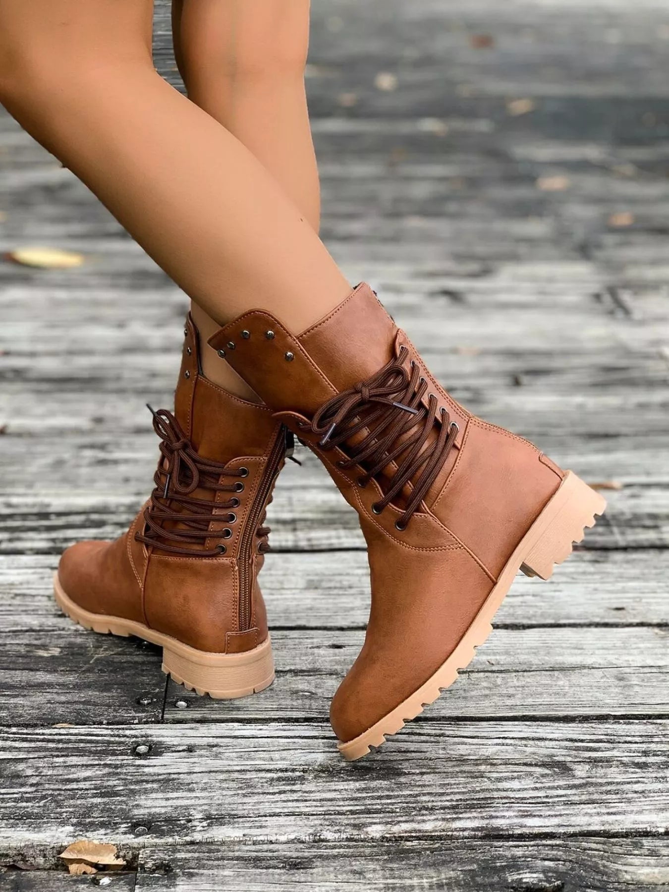 Women's Leather Lace-Up Boots - Fashinoza