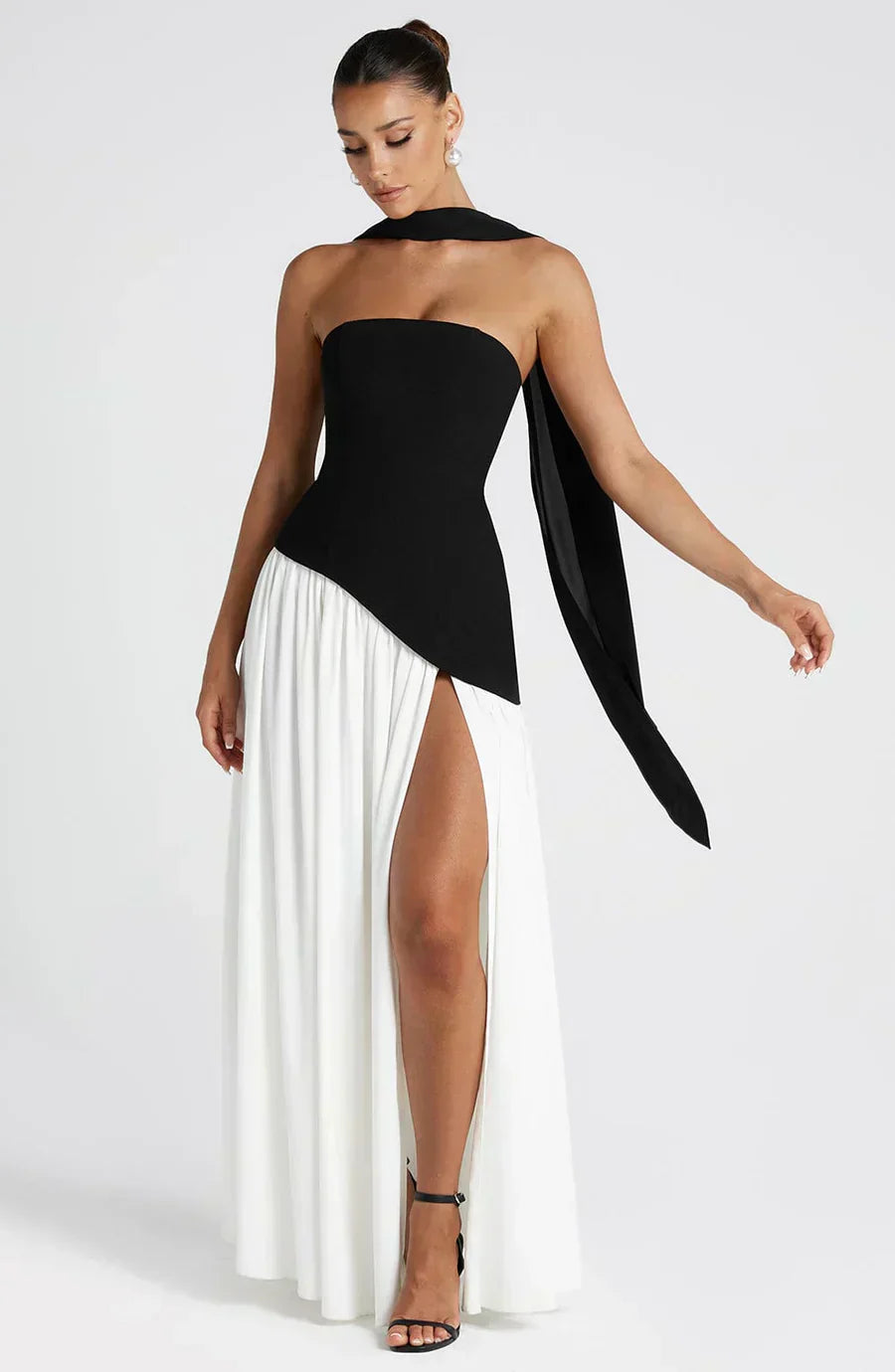 Elegant Strapless Evening Gown