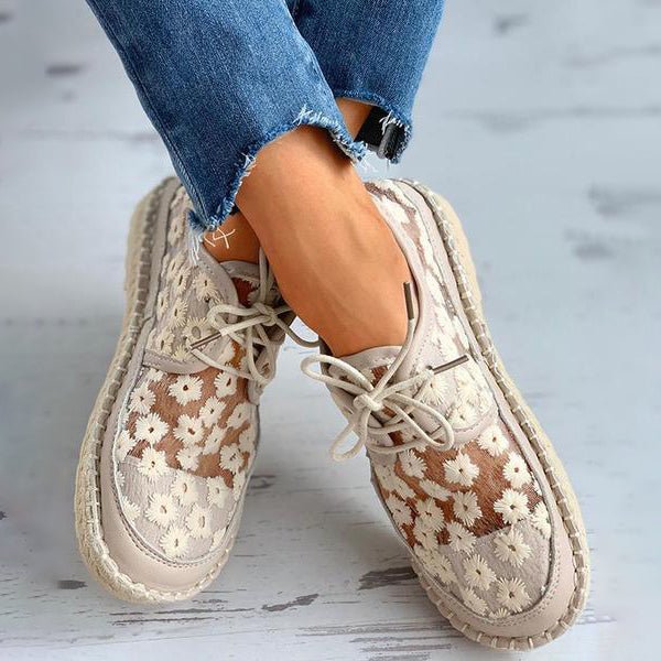 Eva - Women’s Embroidered Lace Shoes