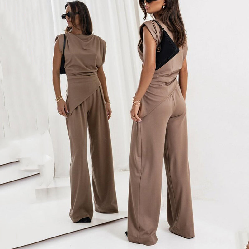 Women's Sleeveless And Shorts Minimal Two Piece Set