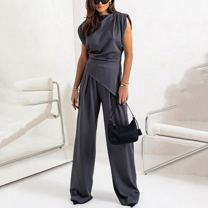 Women's Sleeveless And Shorts Minimal Two Piece Set