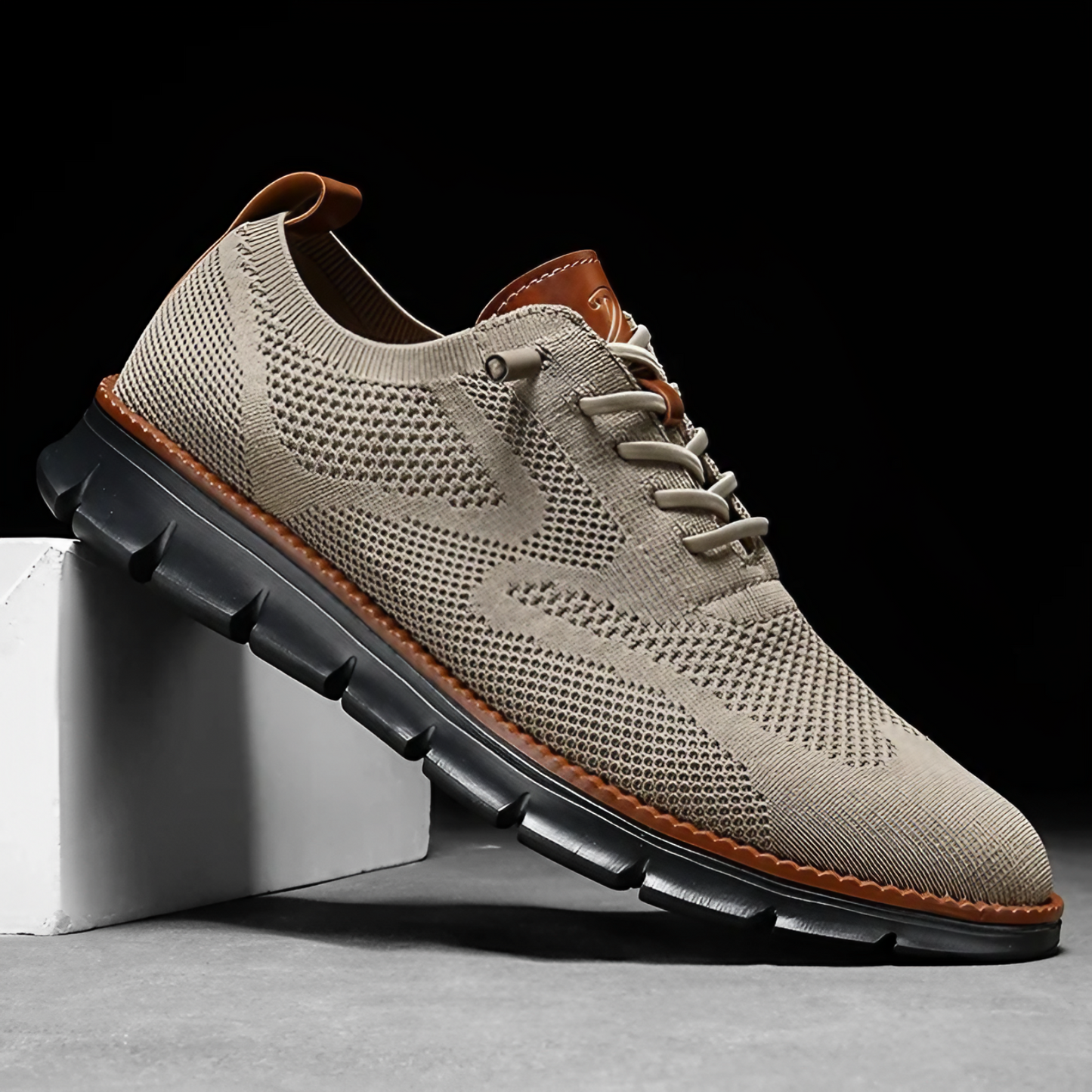 Lightweight Knit Men’s Sneakers