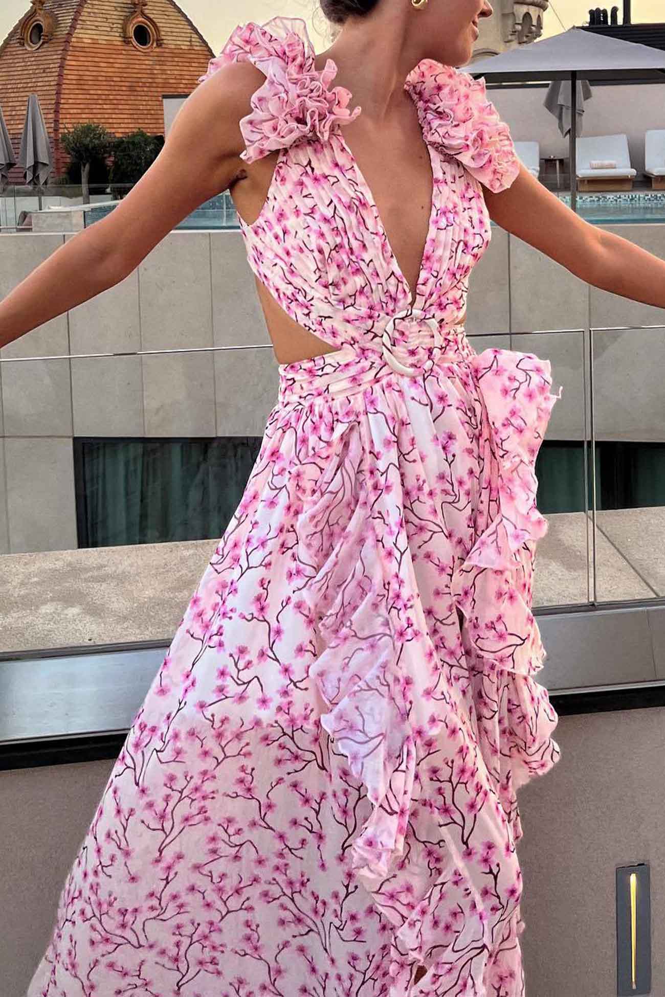 womens-floral-print-maxi-dress-with-ruffle-sleeves-and-waist-cutouts-4