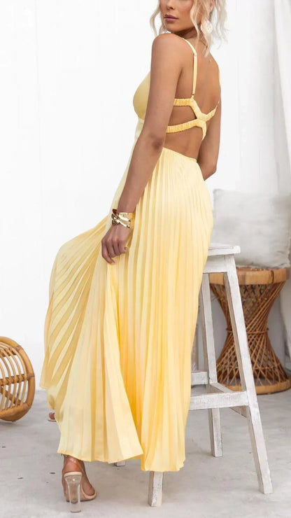 womens-maxi-dress-in-pleated-material-with-v-neck-and-open-back-4